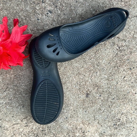 Solid Black CROCS Slingback Kaydee Ballerina Flats - Picture 10 of 15